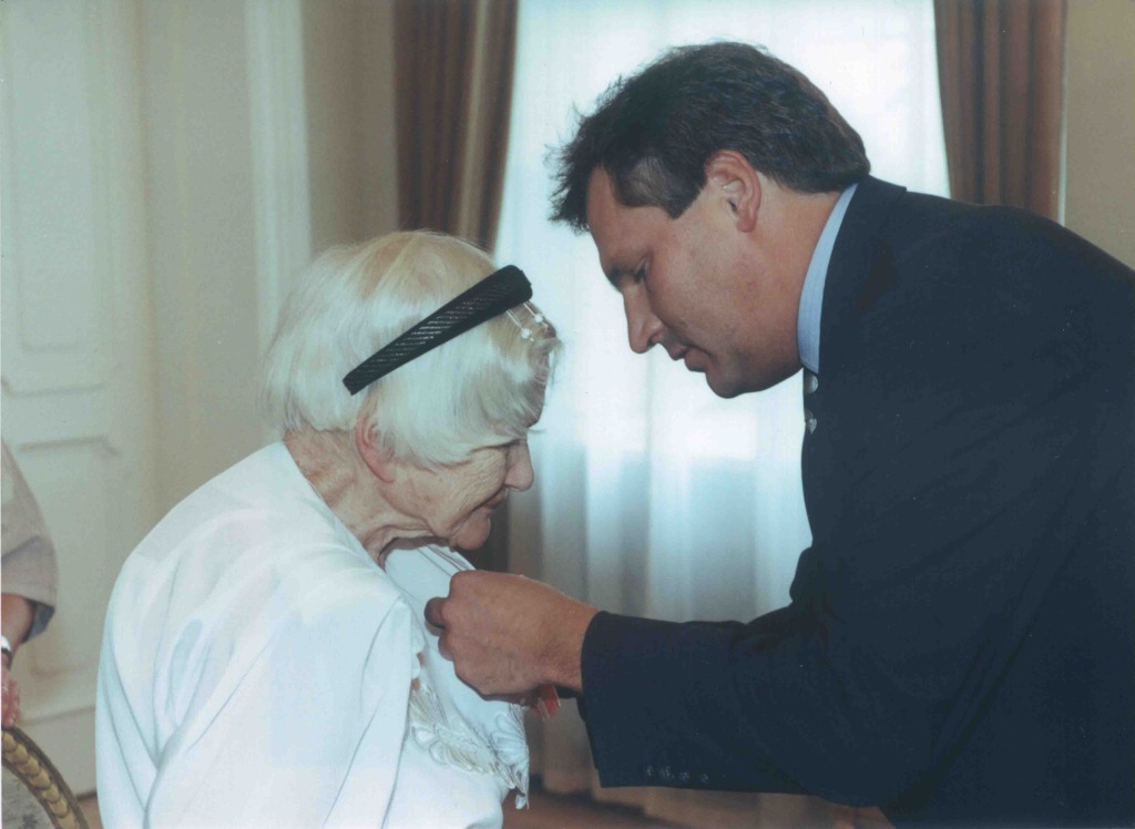 Irena Sendler Life in a Jar